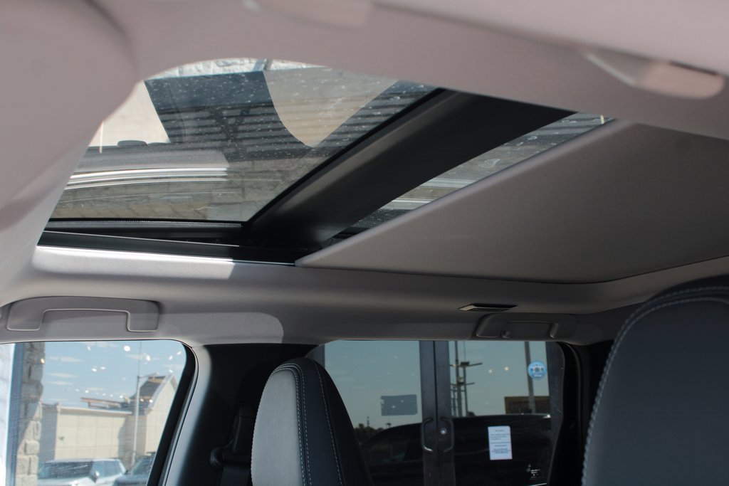 New 2025 Mitsubishi Outlander SE image 4