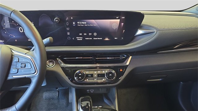 Used 2025 Buick Envista Sport Touring w/ Convenience I Package image 16