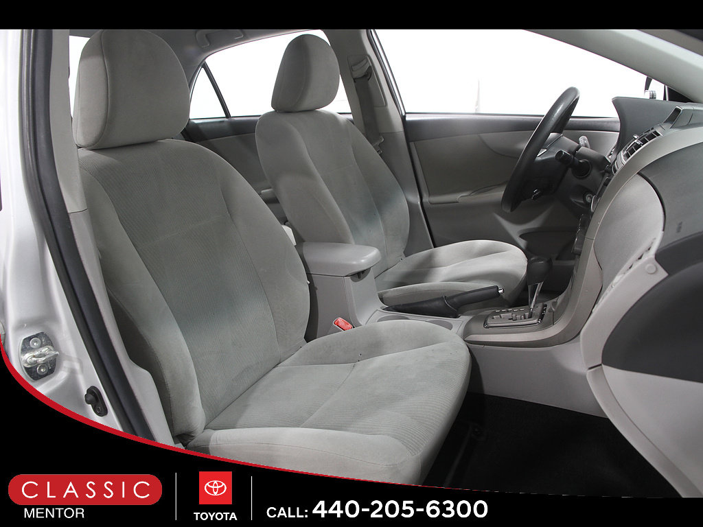 Used 2013 Toyota Corolla LE FWD image 15