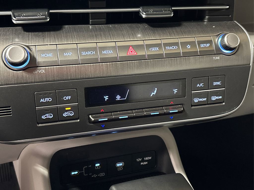 Used 2024 Hyundai Kona SEL image 30