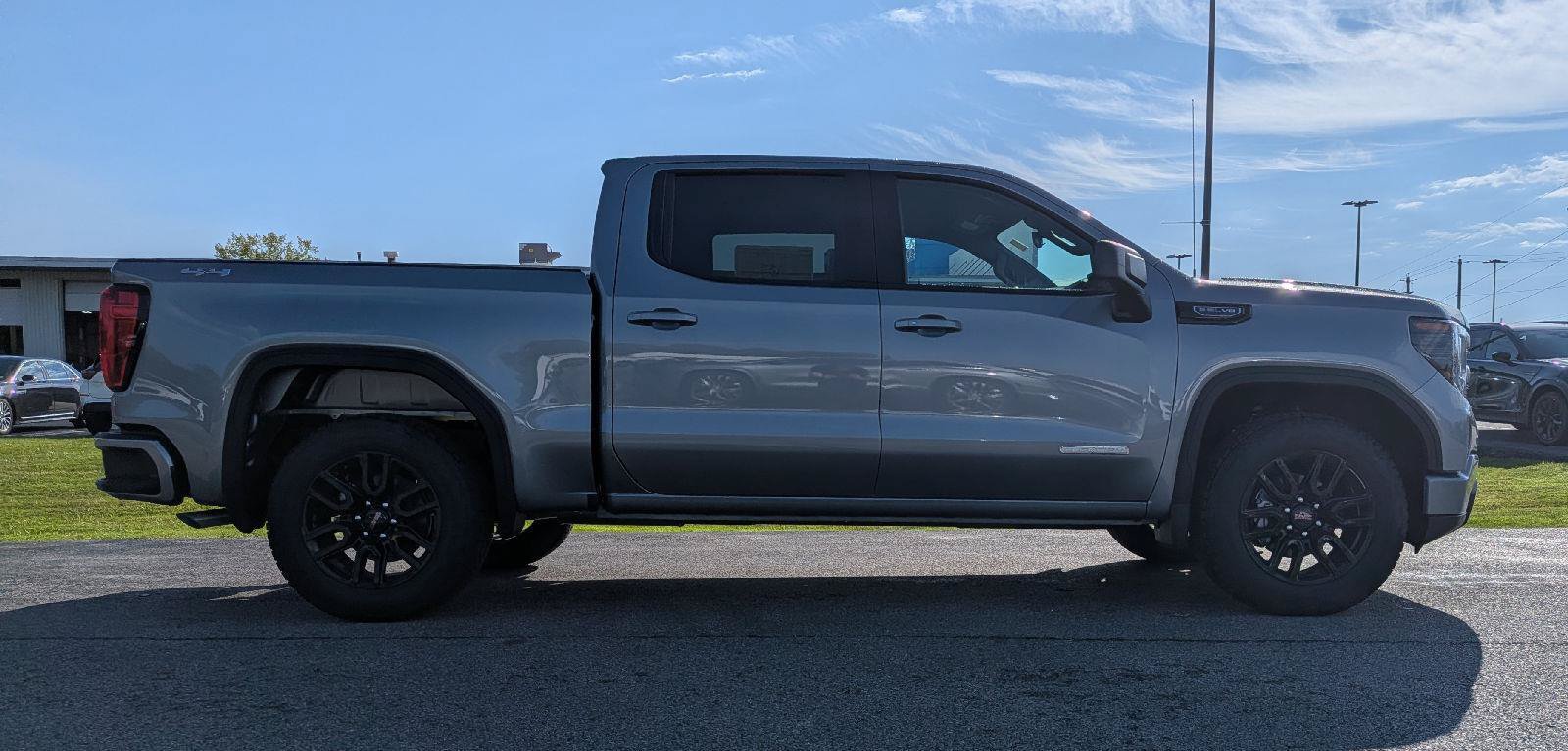 New 2026 GMC Sierra 1500 Elevation AWD/4WD image 5