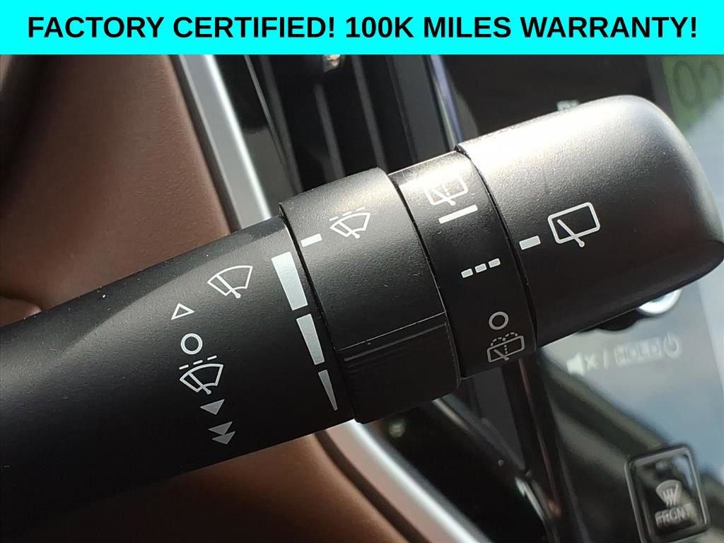 Certified 2022 Subaru Outback Touring w/ Popular Package #2 AWD/4WD image 27