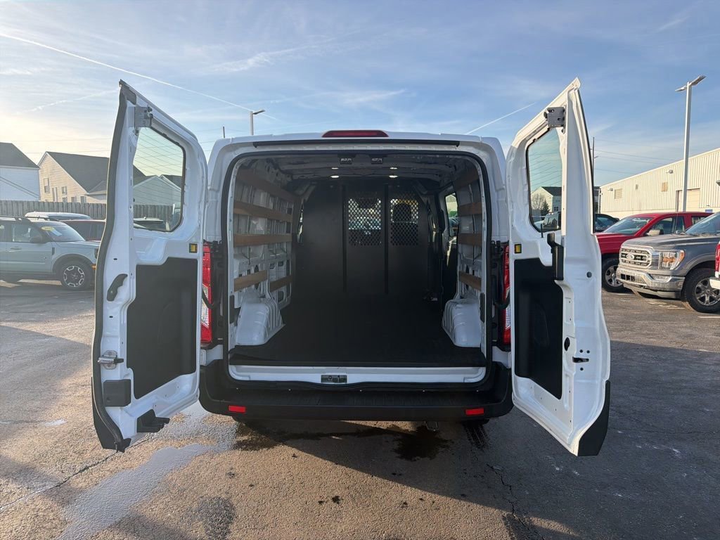Used 2024 Ford Transit 250 Low Roof w/ Exterior Upgrade Package image 22
