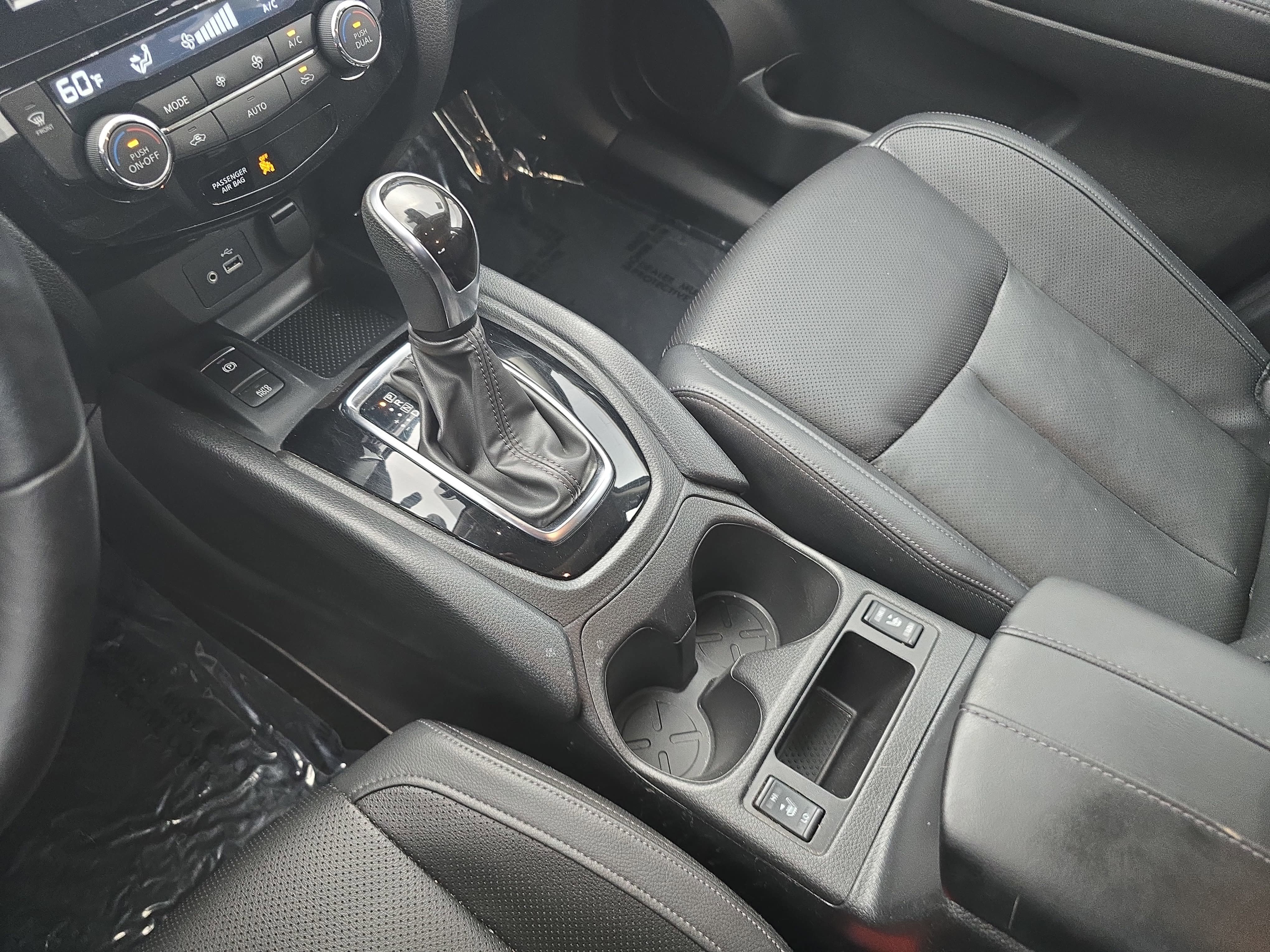 Certified 2022 Nissan Rogue Sport SL w/ Premium Package AWD/4WD image 25