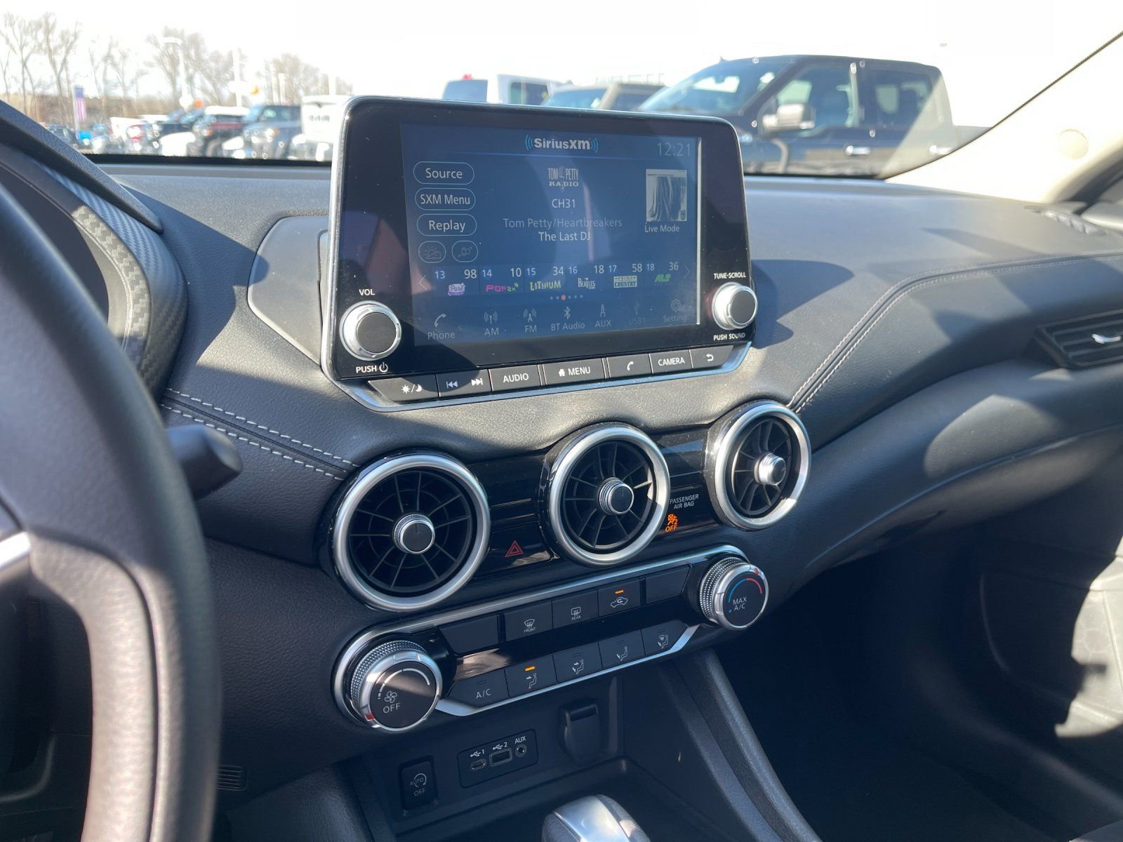 Used 2025 Nissan Sentra SV image 20