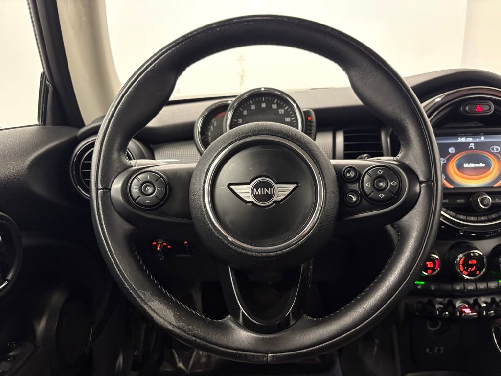 Used 2017 MINI Cooper 2-Door Hardtop image 33