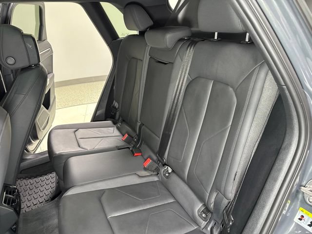 Used 2020 Audi Q3 2.0T Premium Plus AWD/4WD image 27