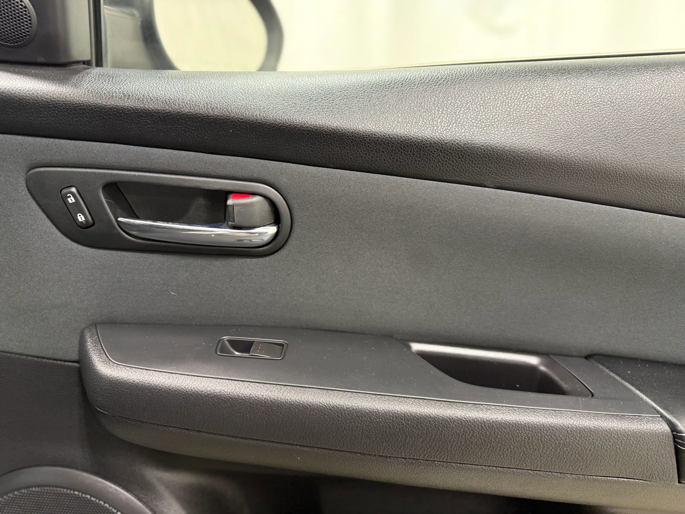 Used 2012 MAZDA MAZDA6 i Touring image 25