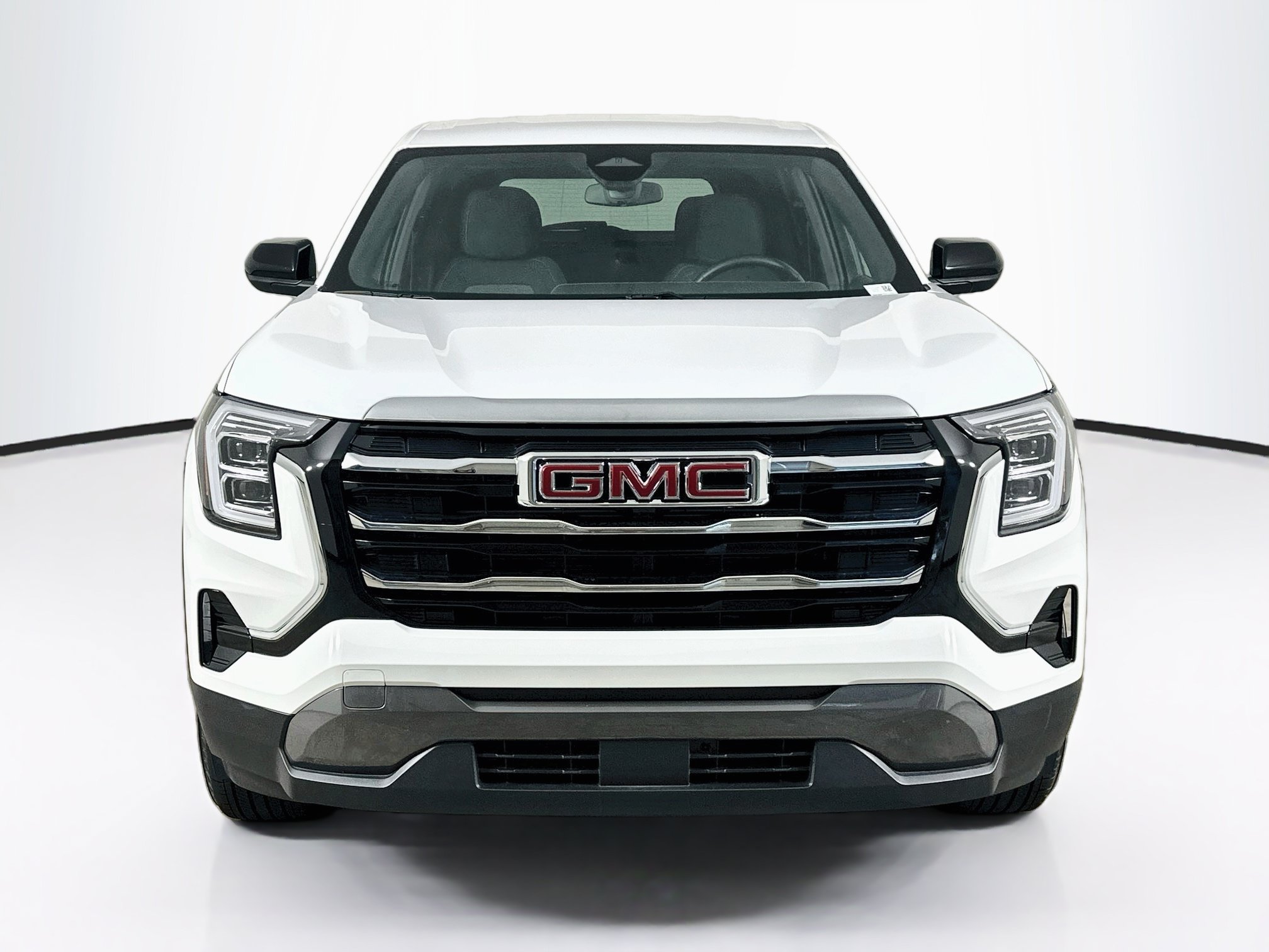 Used 2026 GMC Terrain Elevation FWD image 2