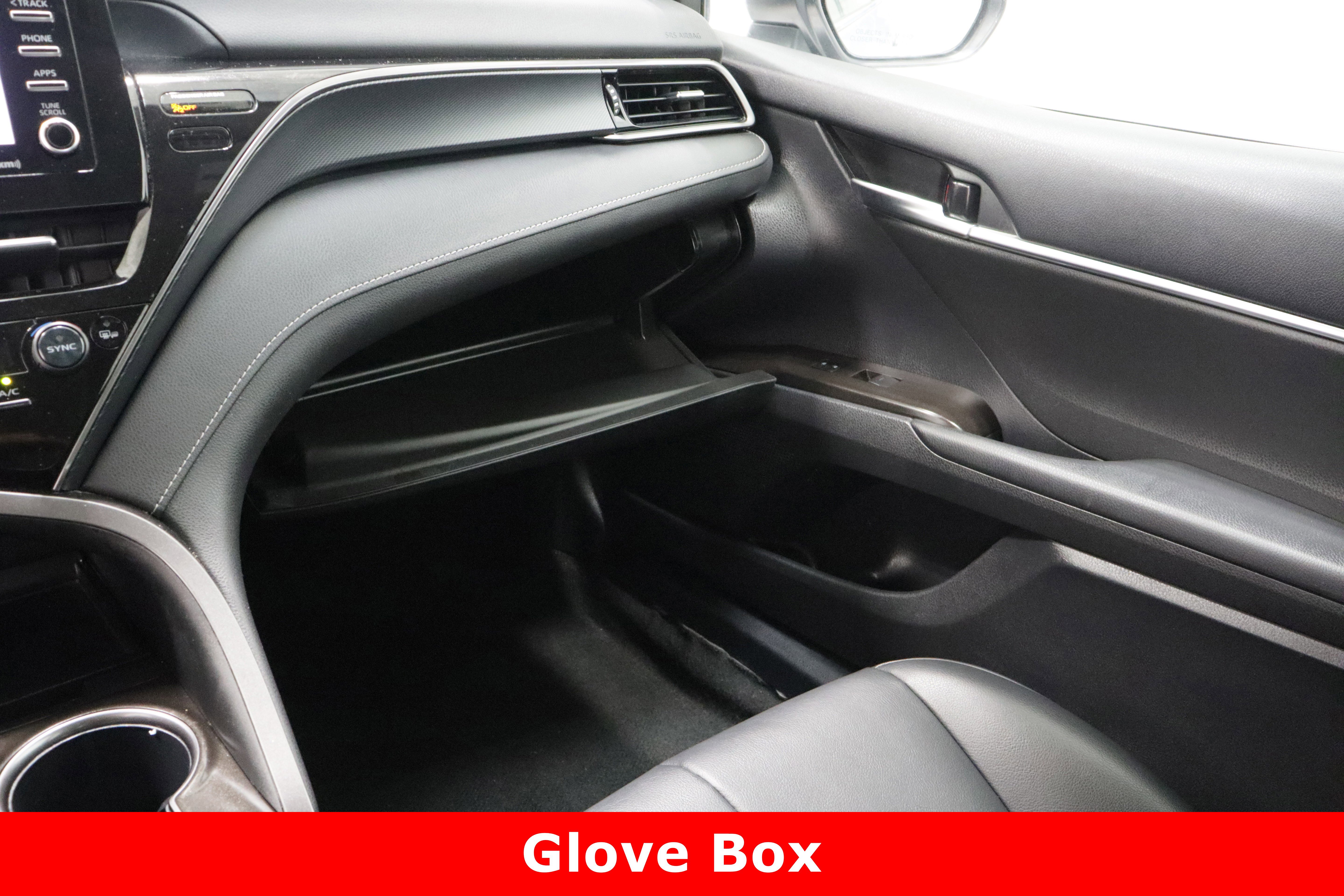 Used 2024 Toyota Camry SE image 21