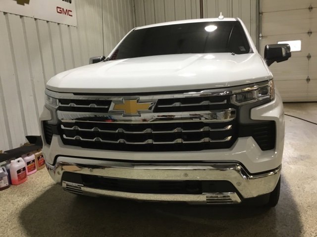 Used 2023 Chevrolet Silverado 1500 LTZ image 6