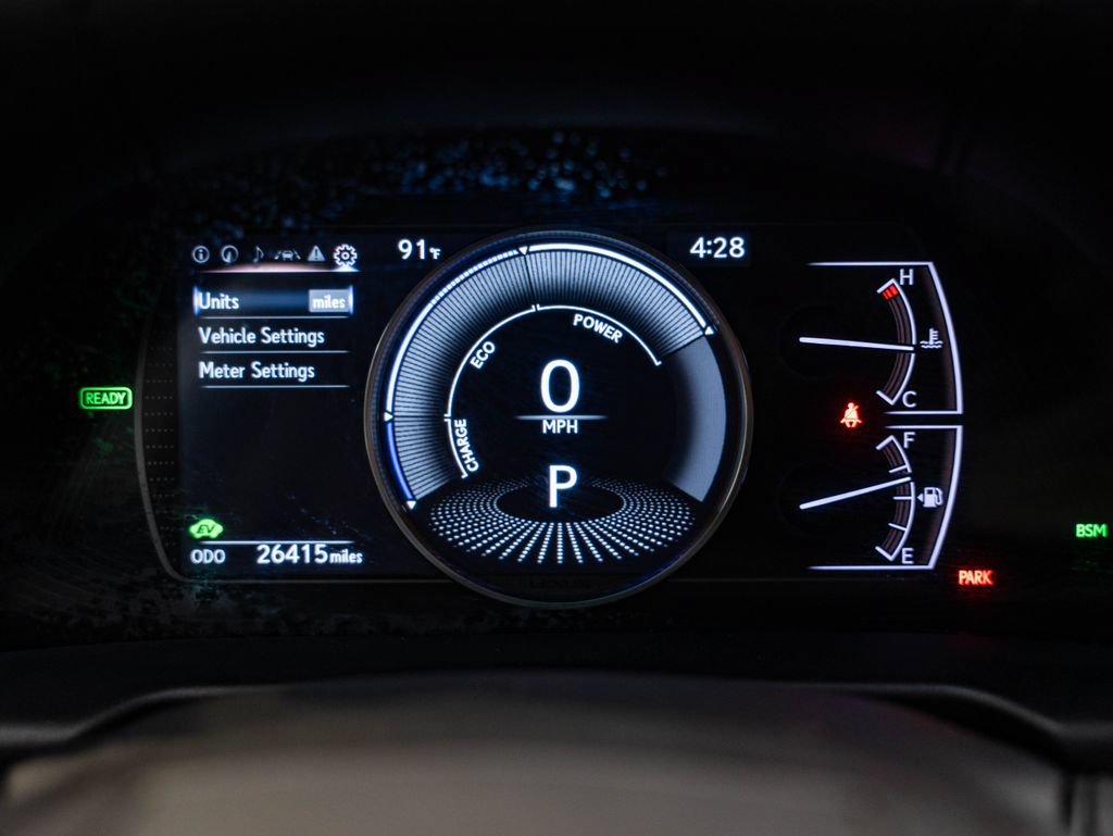 Certified 2020 Lexus ES 300h Ultra Luxury w/ Accessory Package FWD image 32