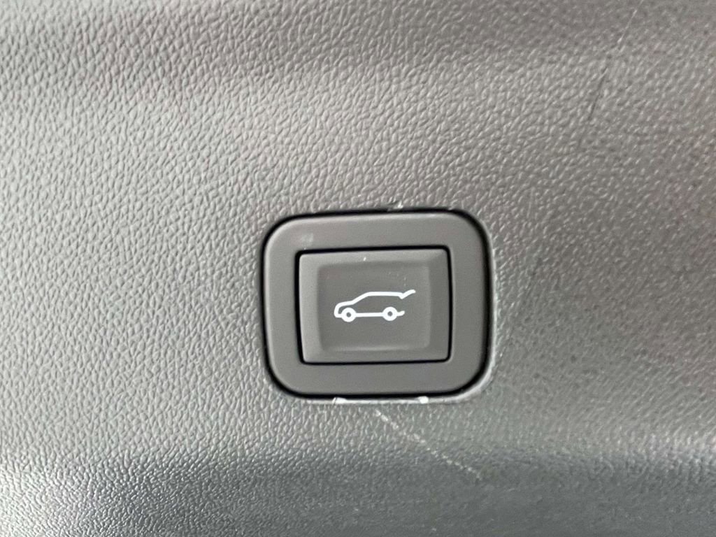 New 2026 Cadillac Escalade Sport w/ LPO, ONYX Package image 11