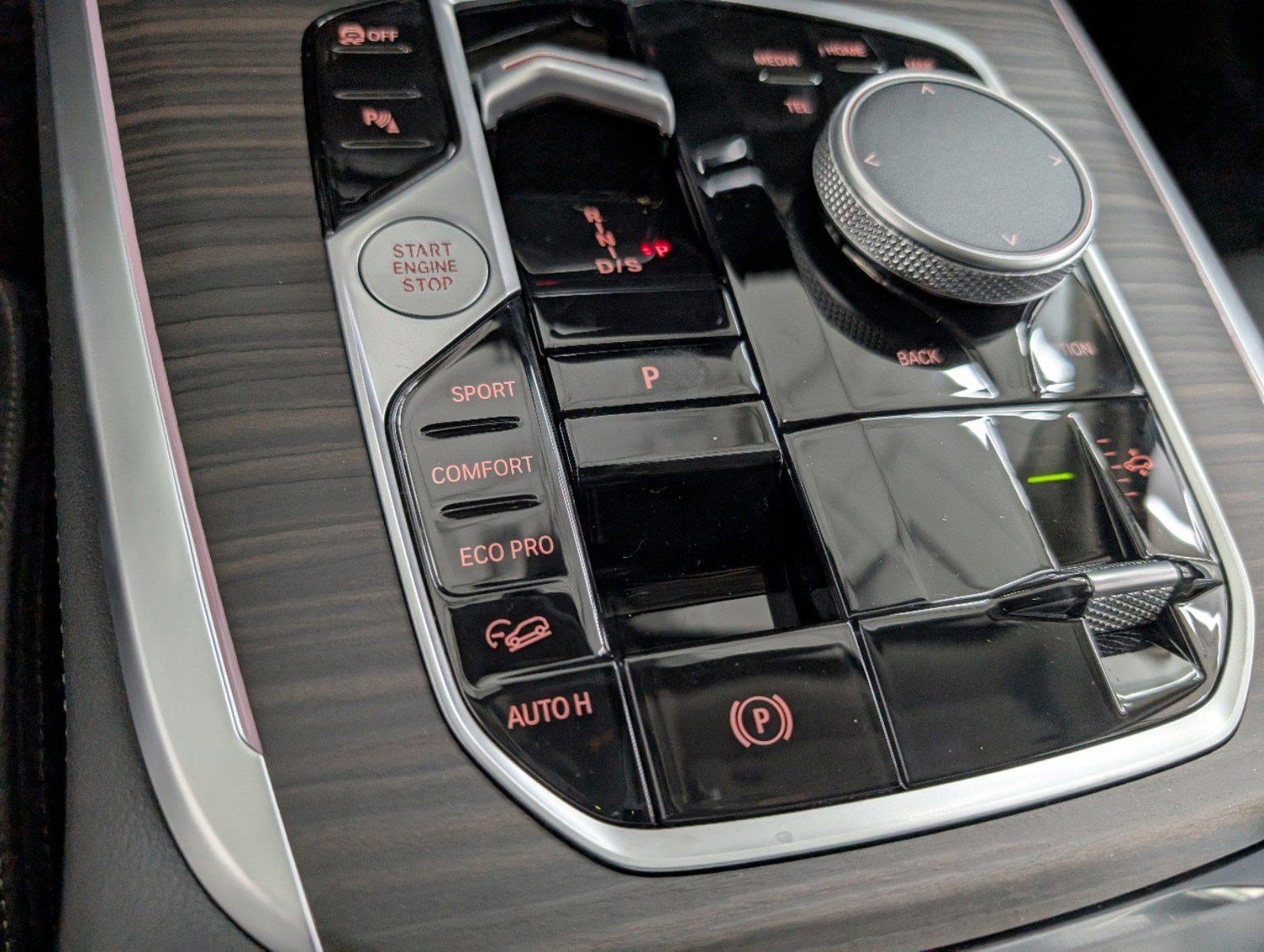 Used 2025 BMW X7 xDrive40i w/ Premium Package image 22