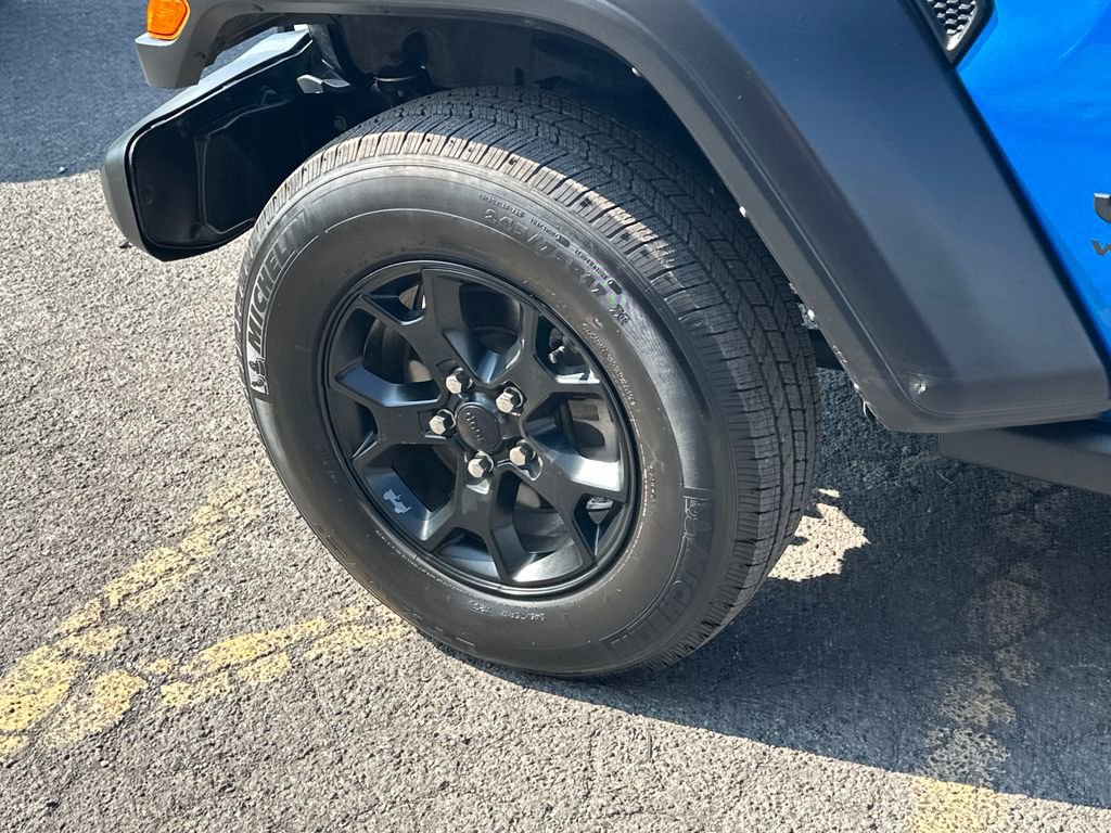 Used 2022 Jeep Wrangler Unlimited Sport image 12