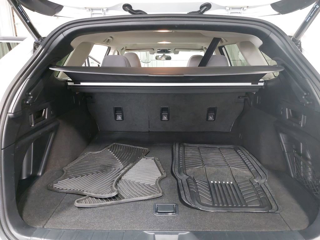 Used 2022 Subaru Outback Premium AWD/4WD image 12