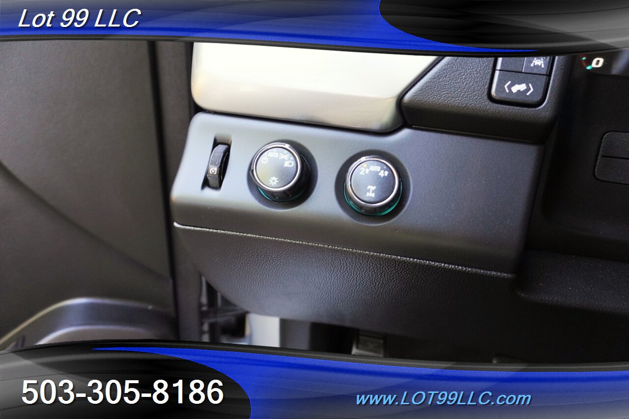 Used 2018 Chevrolet Suburban LT AWD/4WD image 22