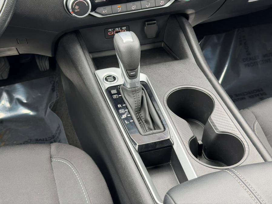 Used 2025 Nissan Altima 2.5 S image 36