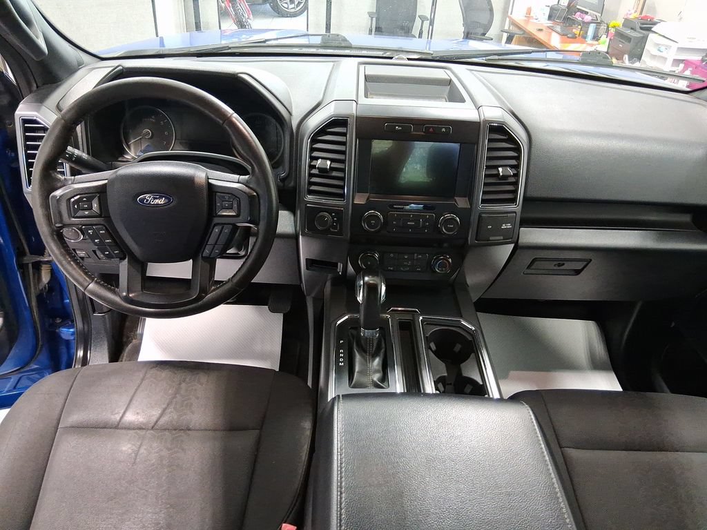 Used 2019 Ford F150 XLT w/ Equipment Group 302A Luxury AWD/4WD image 25