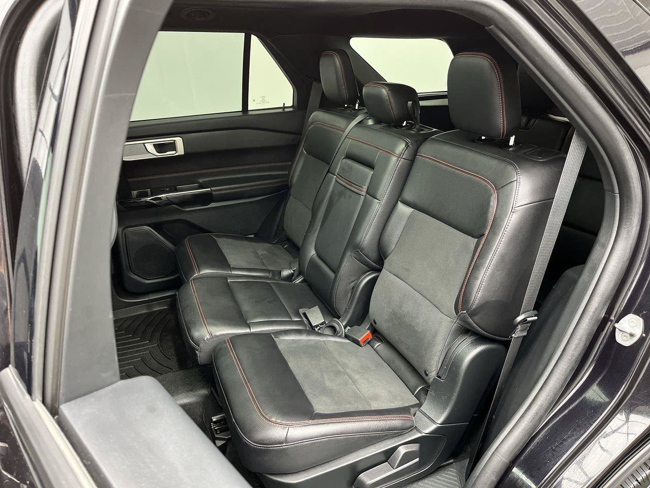 Certified 2023 Ford Explorer ST-Line w/ Class IV Trailer Tow Package AWD/4WD image 14