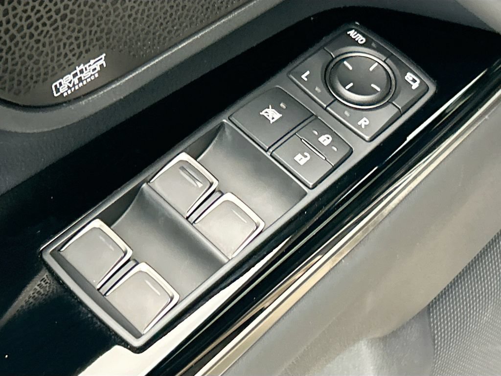 Used 2025 Lexus LX 700h Overtrail AWD/4WD image 21