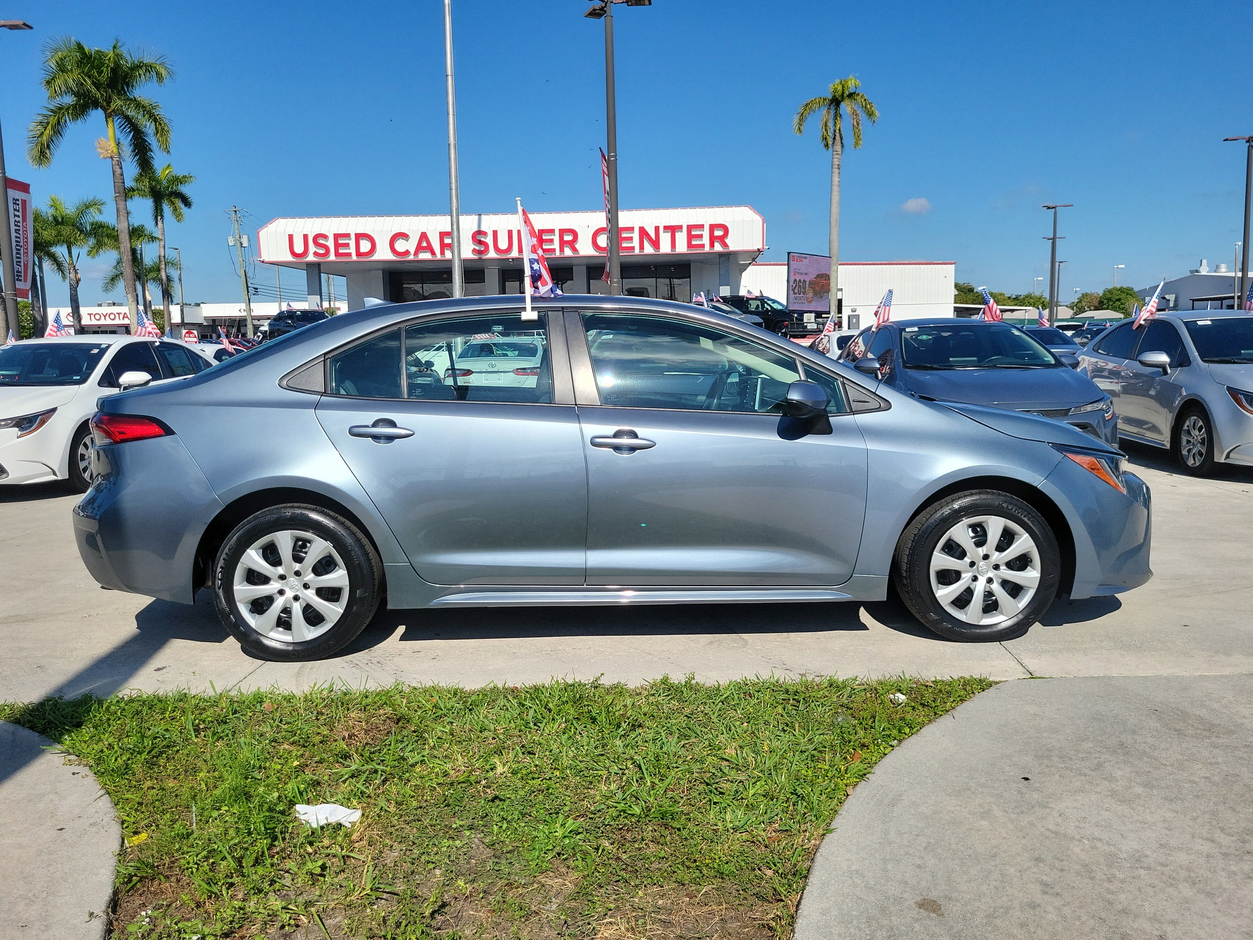 Used 2020 Toyota Corolla LE image 13