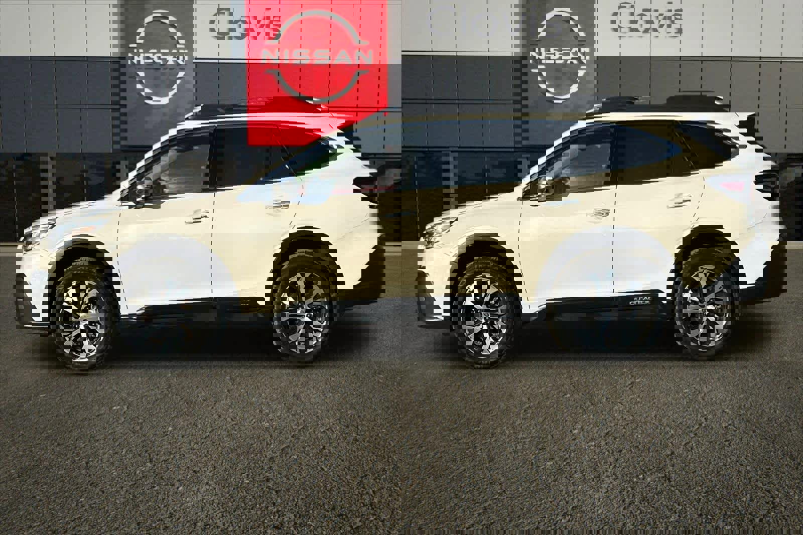 Used 2022 Subaru Outback Touring XT w/ Popular Package #2 image 6