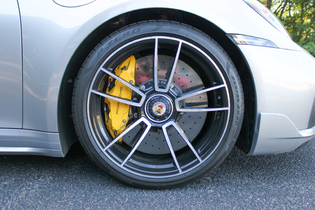 Used 2022 Porsche 911 Turbo S AWD/4WD image 21