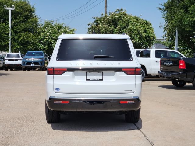 Certified 2024 Jeep Wagoneer L Series II AWD/4WD image 6