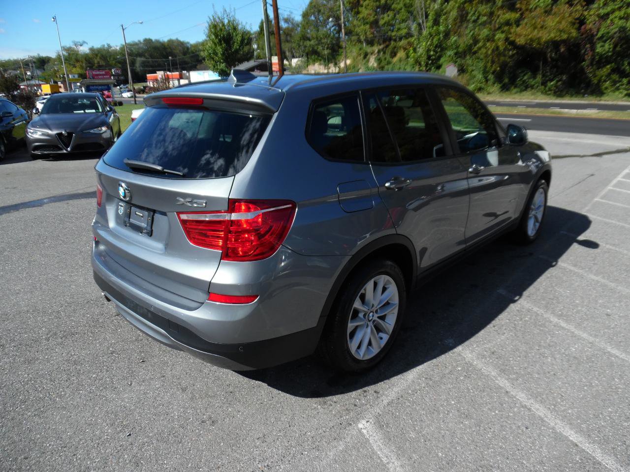 Used 2016 BMW X3 xDrive28i AWD/4WD image 6