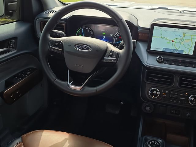 Used 2024 Ford Maverick Lariat image 32