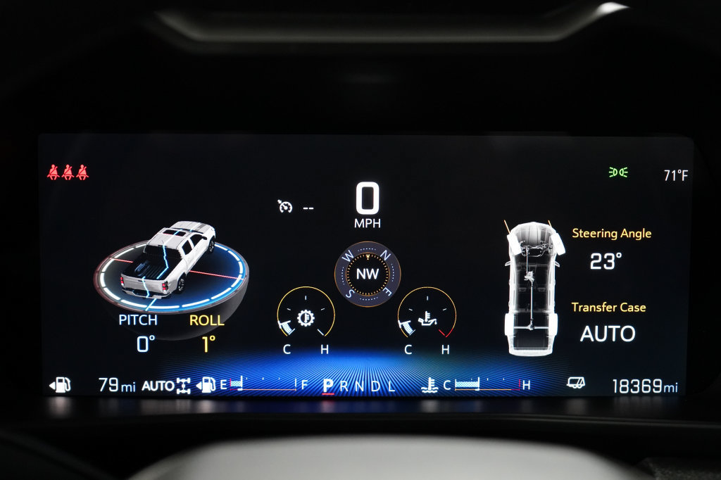 Used 2024 Chevrolet Colorado Trail Boss w/ Technology Package AWD/4WD image 17