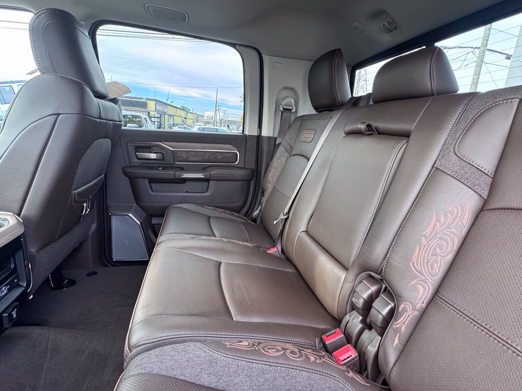 Used 2026 RAM 3500 Longhorn AWD/4WD image 17