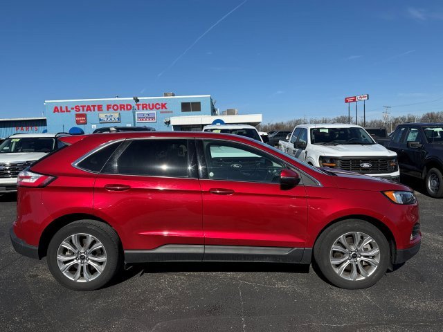 Used 2024 Ford Edge Titanium AWD/4WD image 6