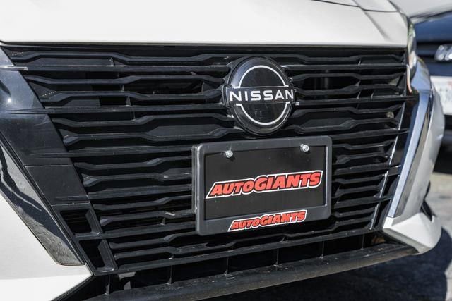 Used 2023 Nissan Altima 2.5 SV w/ SV Premium Package image 12