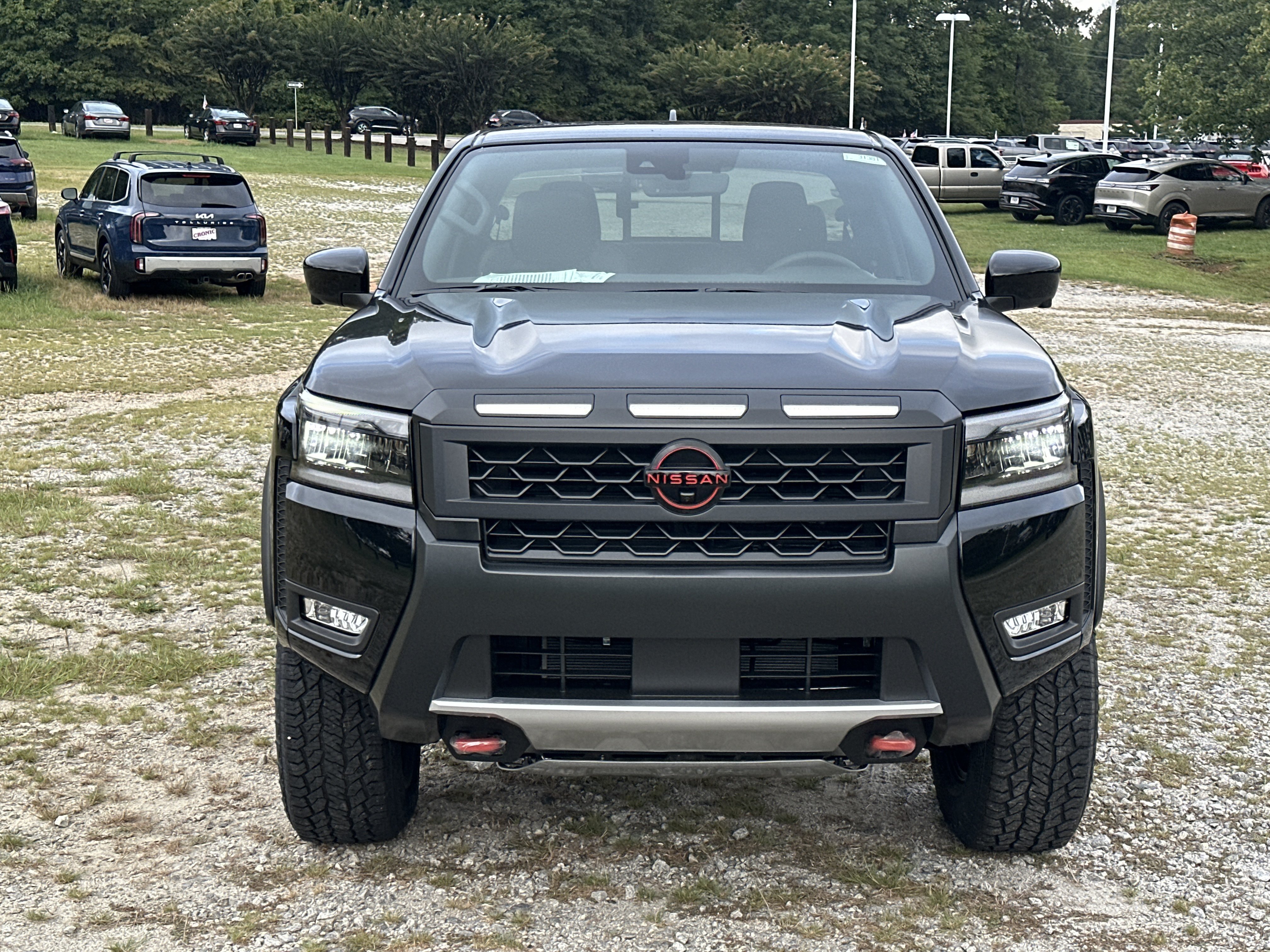New 2027 Nissan Frontier PRO-4X w/ Pro Premium Package AWD/4WD image 2