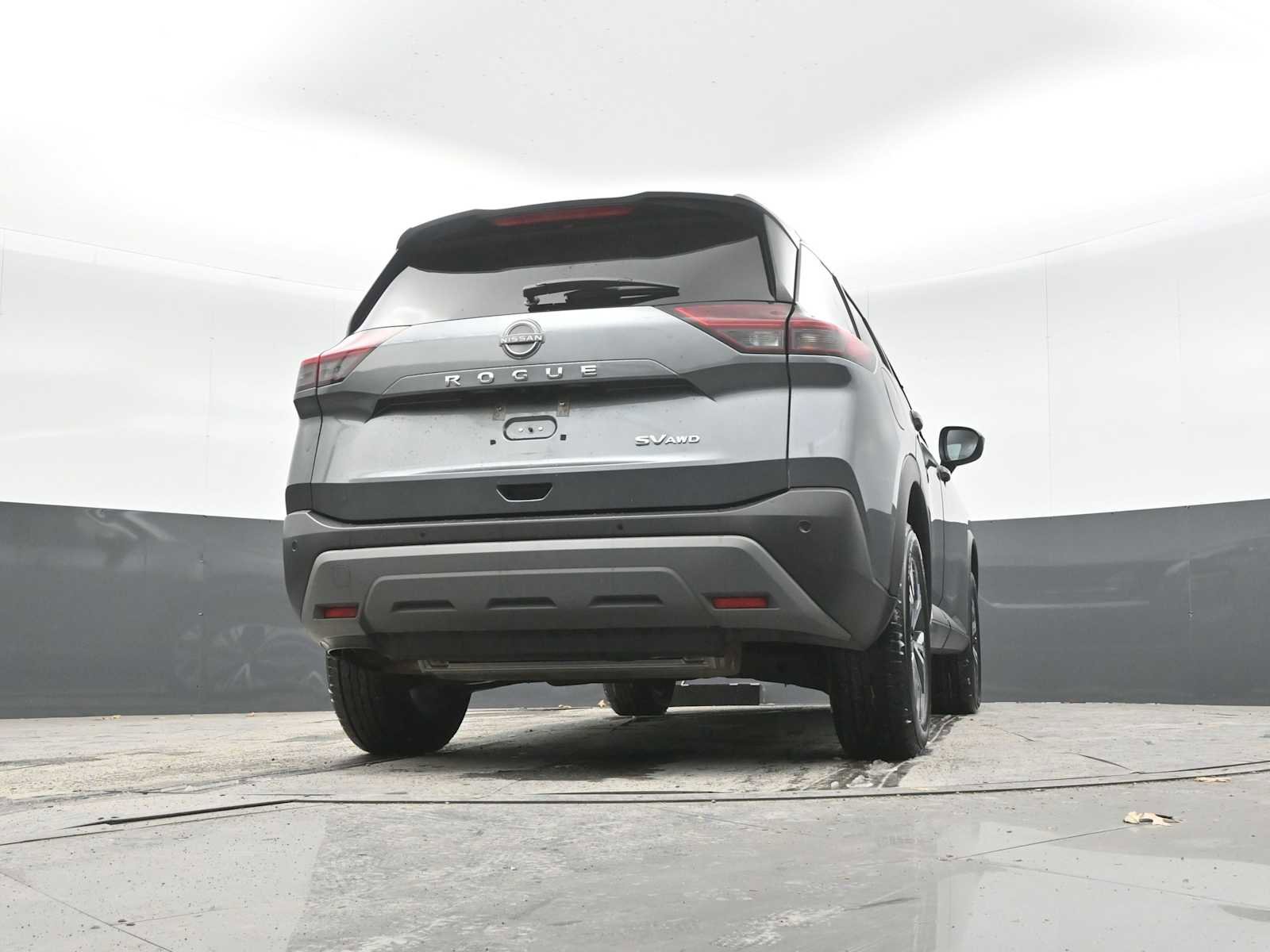 Used 2023 Nissan Rogue SV image 47