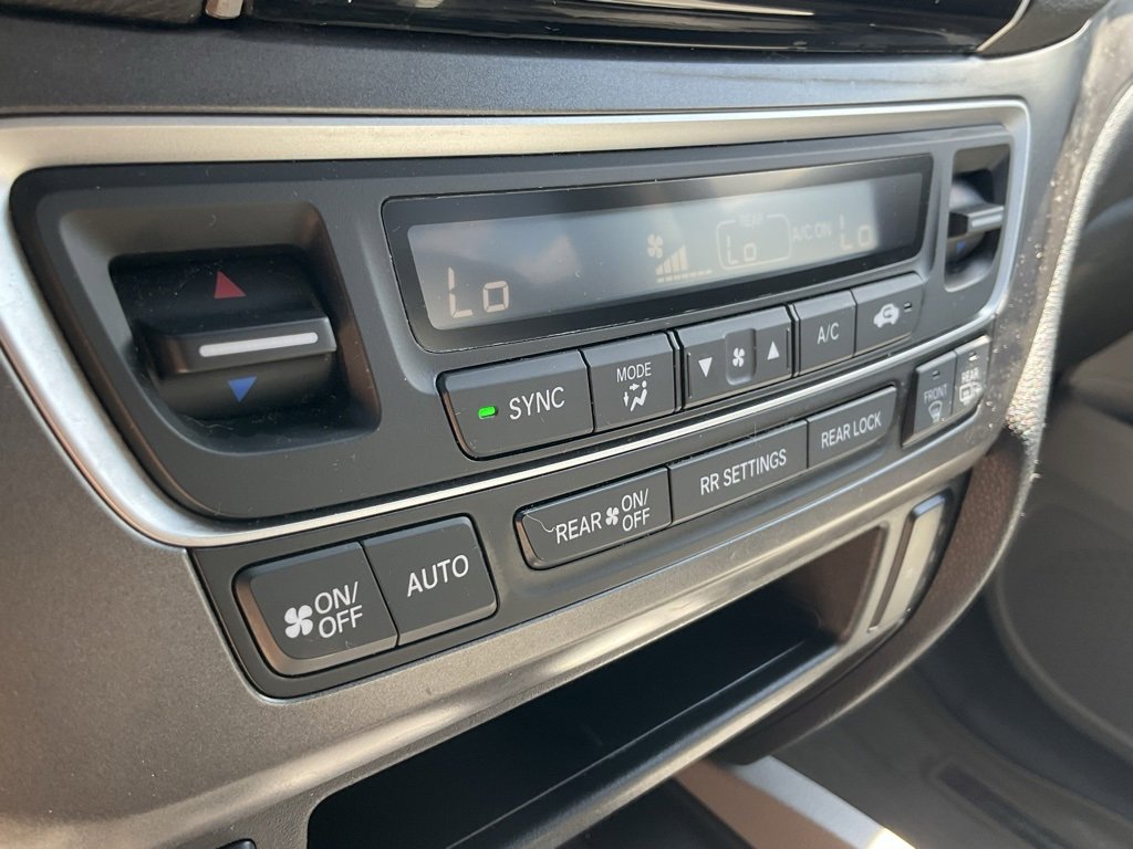 Used 2022 Honda Pilot Special Edition image 5