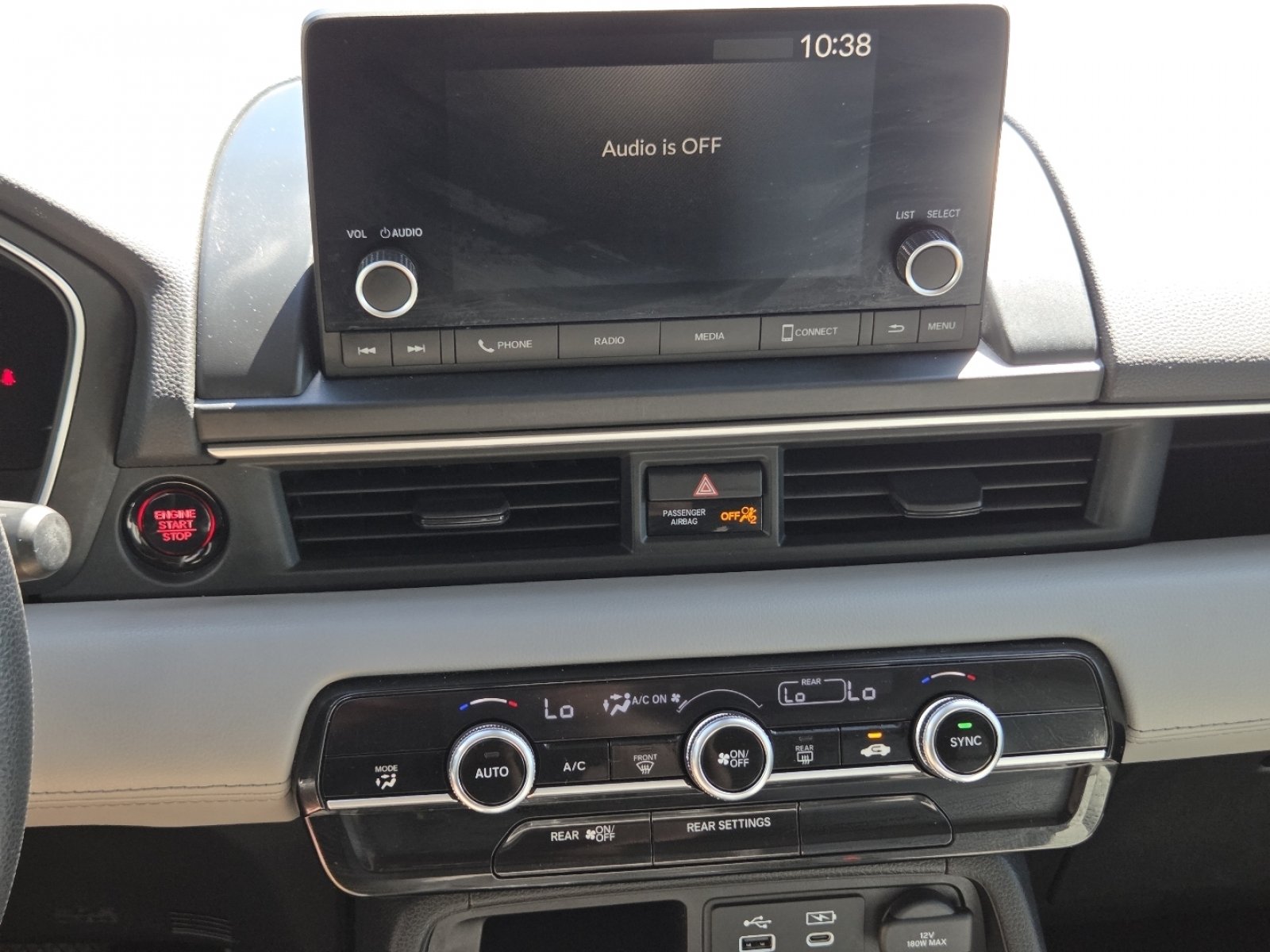 Certified 2023 Honda Pilot LX image 32