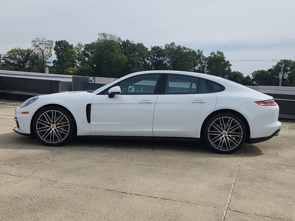 Used 2019 Porsche Panamera image 2