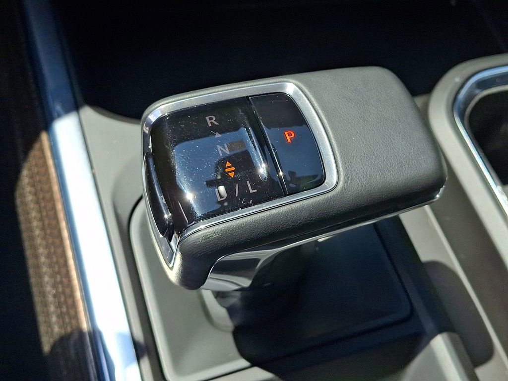 Used 2024 Chevrolet Silverado 1500 RST image 14