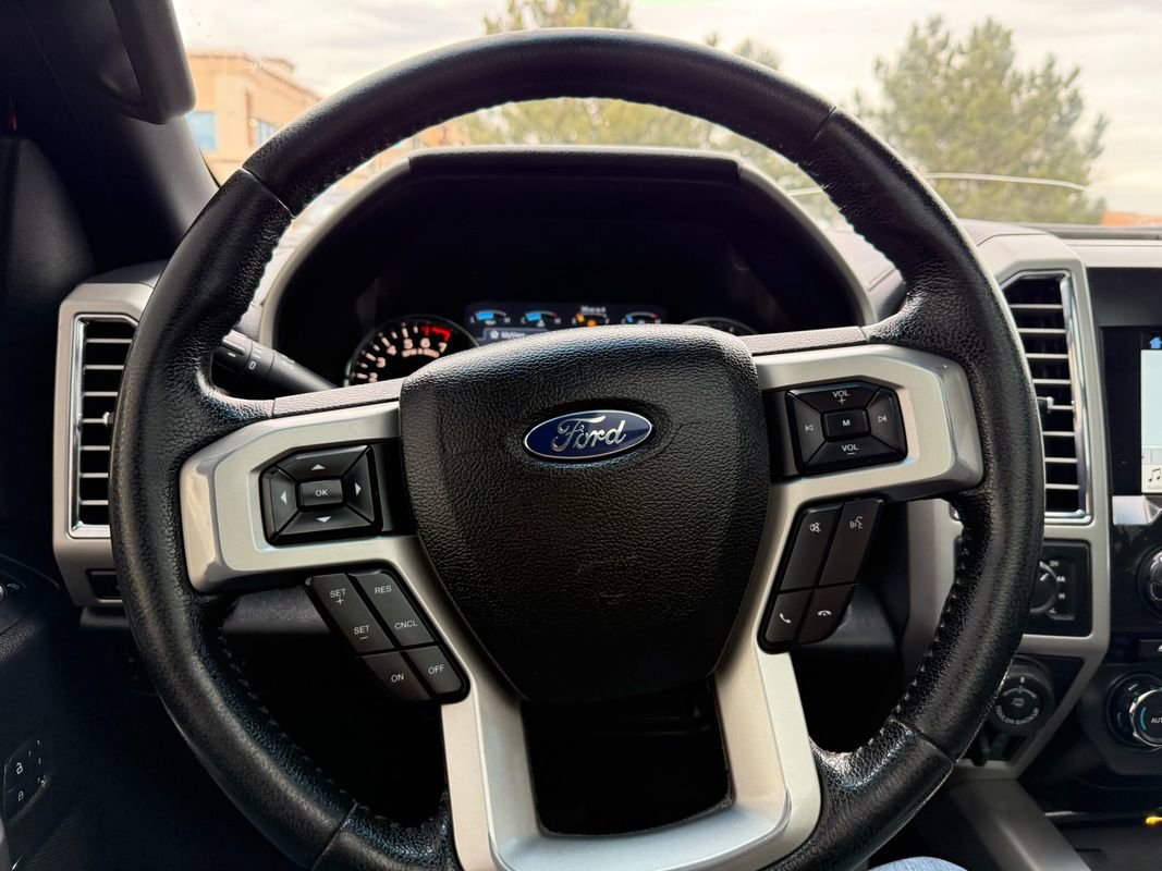 Used 2016 Ford F150 Lariat image 29