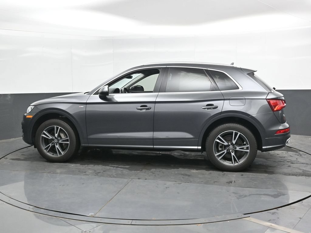 Used 2020 Audi Q5 e Premium Plus w/ Premium Plus Package AWD/4WD image 10
