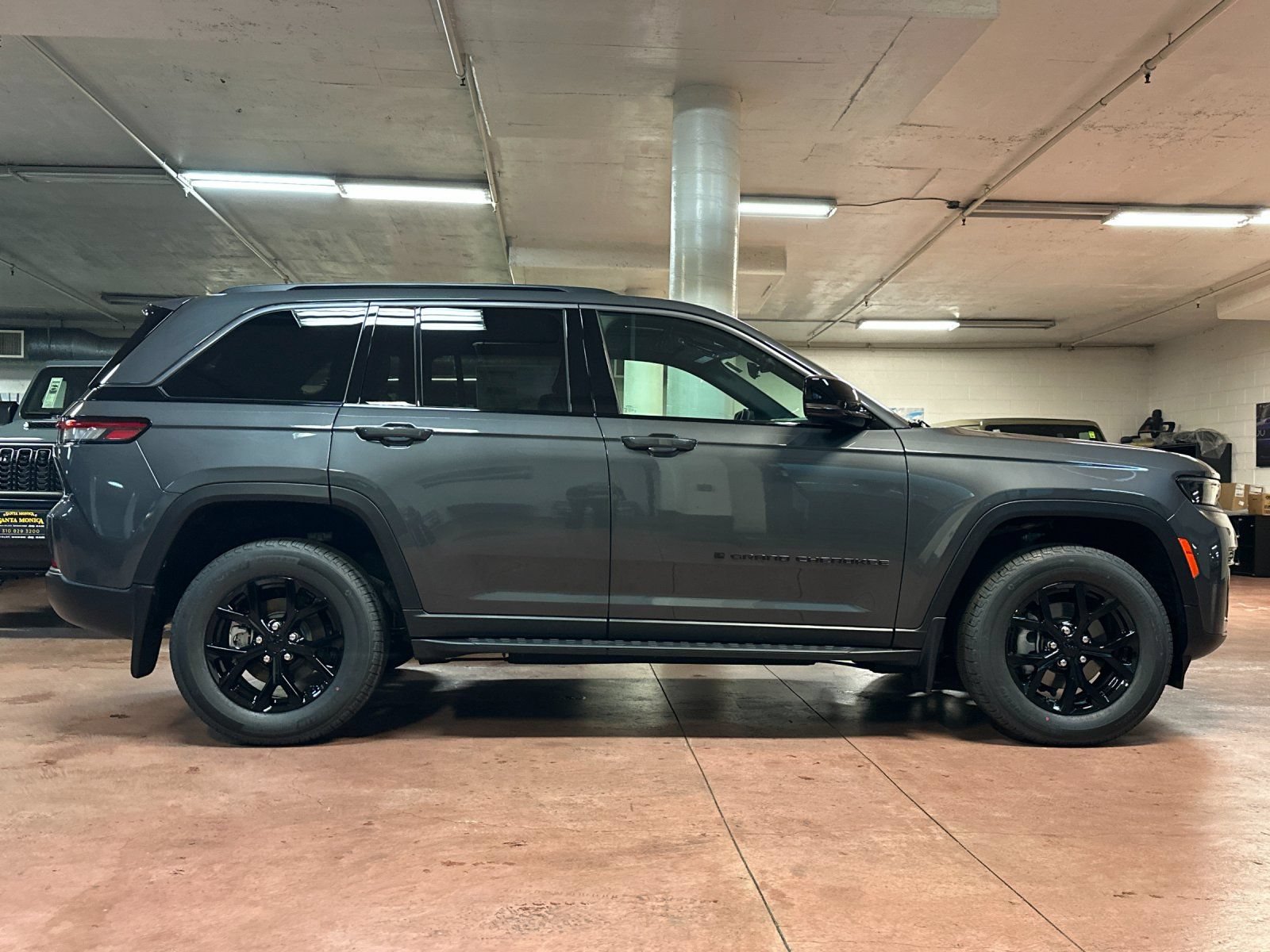 New 2026 Jeep Grand Cherokee Altitude AWD/4WD image 6