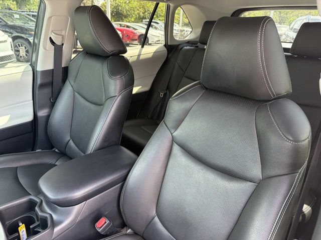 Used 2023 Toyota RAV4 XLE AWD/4WD image 11