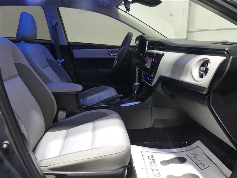Used 2019 Toyota Corolla LE image 22
