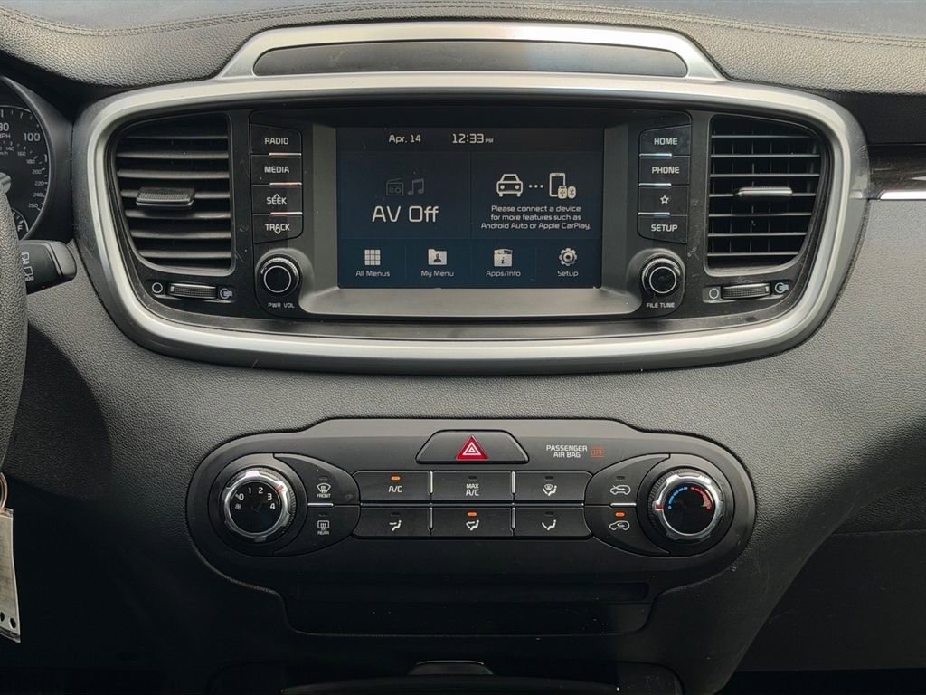 Used 2019 Kia Sorento L FWD image 17