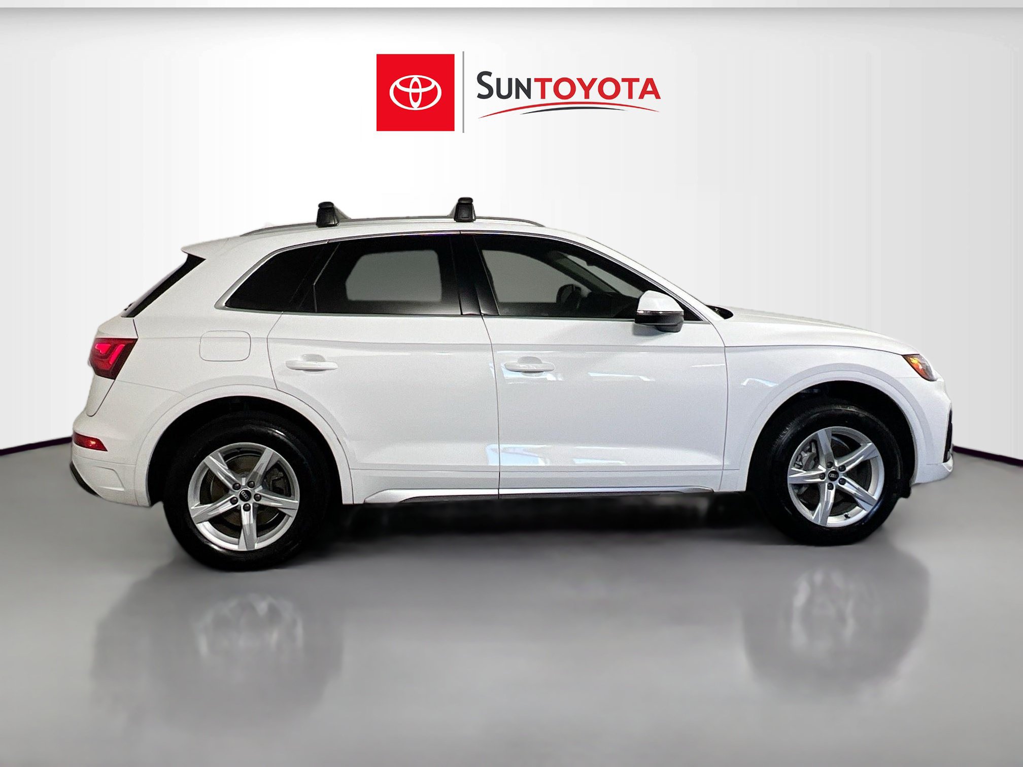Used 2021 Audi Q5 2.0T Premium AWD/4WD image 2