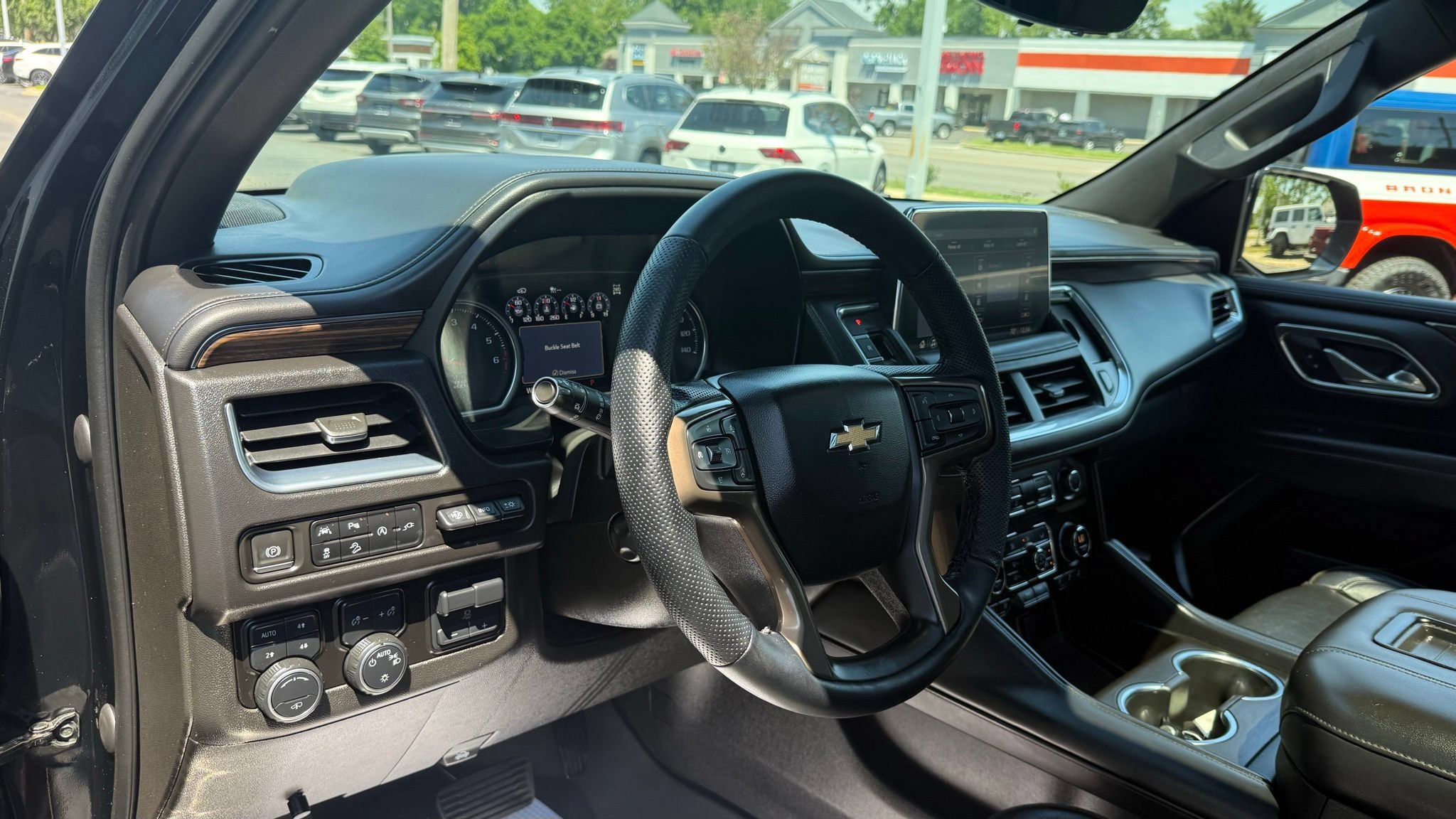 Used 2021 Chevrolet Tahoe High Country AWD/4WD image 45