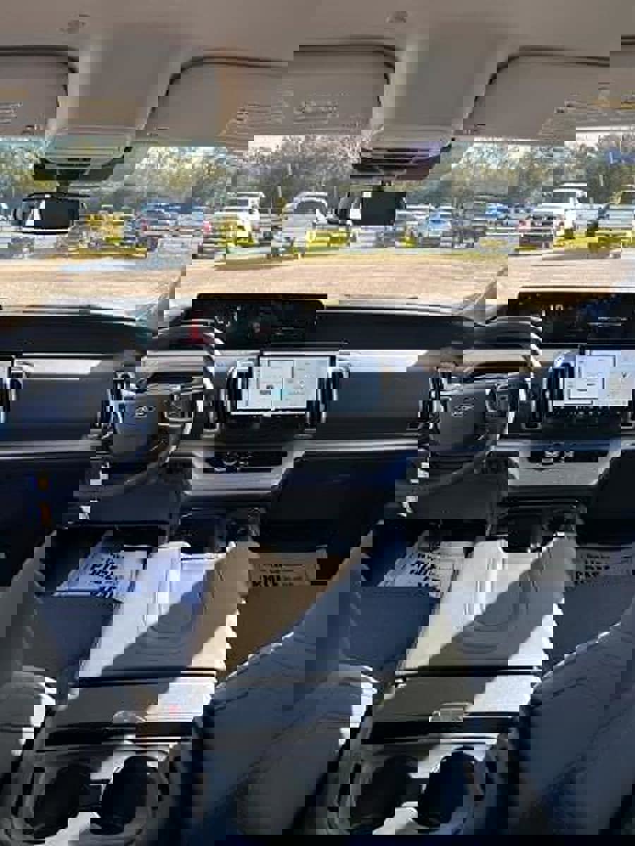 New 2025 Ford Expedition Max Active image 31